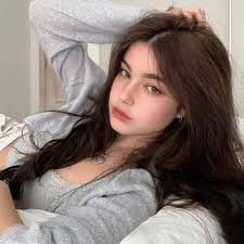 Isabel Oli profile